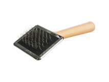 Perie Soft Cu Pieptene De Curatat, Maner Lemn, 6x13 cm, 2353