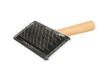 Perie Soft Cu Pieptene De Curatat, Maner Lemn, 9x13 cm, 2354